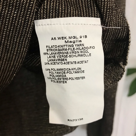 MaxMara Weekend Holt Renfrew gold thread top - Picture 5 of 6